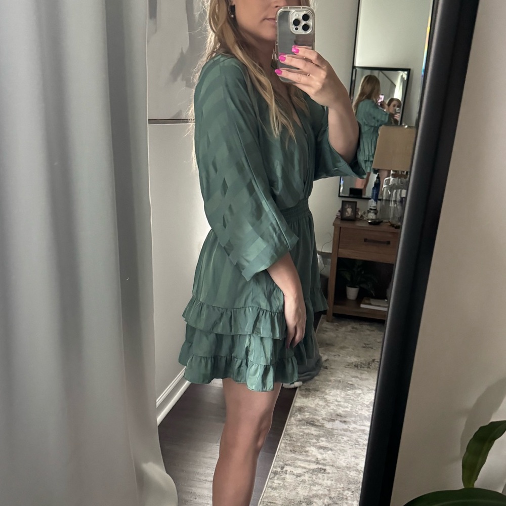 Elegant Green Stripe Ruffle Summer Spring Dress - Picture 10 of 13